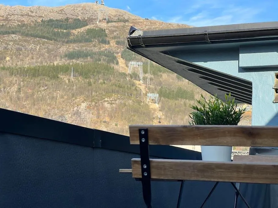 Appartamento Newly Upgraded Apt: Two Balconies, Sun-Drenched! Bergen